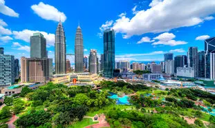 پرتکرارترین سوالات مسافران در تور مالزی سنگاپور