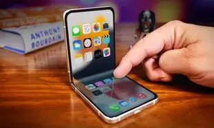 بالاخره آیفون تاشو عرضه می شود؟