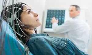 پزشکان، مرگ مغزی را چگونه با دستگاه EEG تشخیص می دهند؟