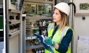 بهترین کشورها برای مهاجرت کاری مهندسان برق