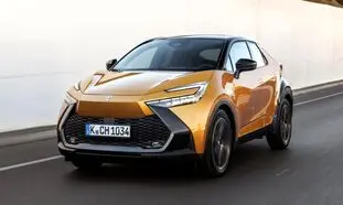 همه چیز درباره تویوتا C-HR مدل 2023