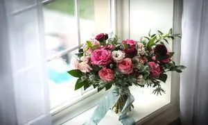 خرید دسته گل لاکچری چقدر هزینه بر می دارد؟
