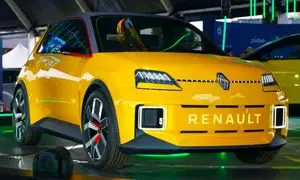 رنو 5 جدید تابستان 2024 از راه می رسد