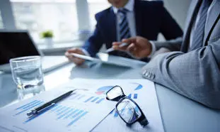 5 شغل مدیریتی با حقوق بالای 30 میلیون تومان در آذر 1402