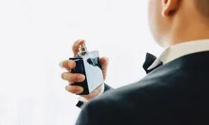 بهترین عطرهای پسرانه از نگاه خانم های جوان