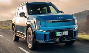 کیا EV9 مدل 2024 ؛ یک شاسی بلند برقی و پرچمدار جدید