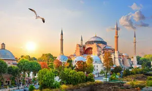 یک مسجد ایرانی در میان زیباترین مساجد جهان + تصاویر