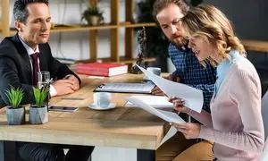 رسیدن به حق و حقوق قانونی با وکیل خانواده