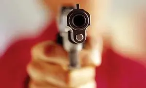 اختلاف خانوادگی ؛ عامل قتل پسر با اسلحه جنگی