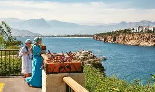تفریحات آبی آنتالیا در تور نوروز 1403