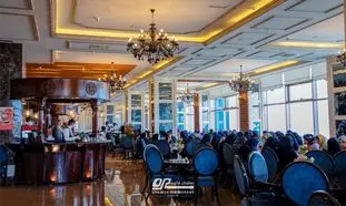 چگونه یک جشن خاص روز زن برای کارمندان‌مان بگیریم؟