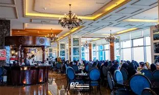 چگونه یک جشن خاص روز زن برای کارمندان‌مان بگیریم؟