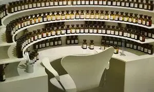 جزییات دوره زمستانه مدرسه کارآفرینی عطرسازی