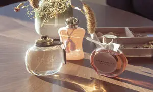5 عطر زنانه گرم و شیرین پرفروش برای روزهای زمستانی
