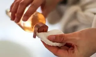 چگونه تونر مناسب پوست خود را پیدا کنیم؟