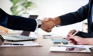 وام 300 میلیون تومانی بانک سینا به چه کسانی تعلق می گیرد؟