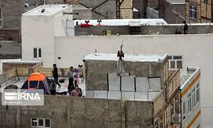 اجاره پشت بام خوابی کارگران شبی 50 هزار تومان!