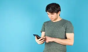 پرفروش ترین گوشی موبایل با ظرفیت حافظه داخلی 512 گیگابایتی