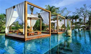 5 استخر روباز در تهران برای روزهای سرد زمستانی