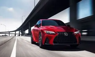 لکسوس IS مدل 2024 ؛ یک سدان لوکس، اسپرت و هیجان انگیز