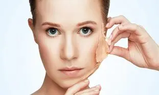 5 سرم لایه بردار پرفروش برای افزایش شفافیت پوست