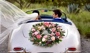7 ایده برای خرید تاج گل مراسم عروسی