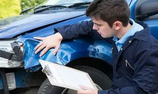 برای خرید بیمه بدنه خودرو به چه نکاتی توجه کنیم؟