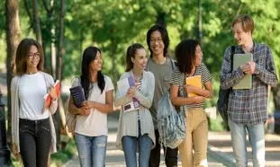 بهترین کشورها برای تحصیل دانشجویان خارجی