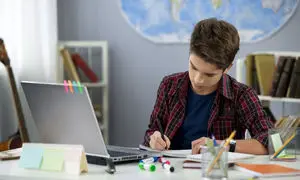 بهترین اسپیکر بلوتوثی برای دانش آموزان