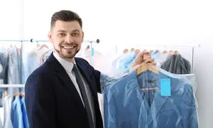 خشکشویی کت و شلوار را به تکواش بسپاریم یا دیجی واش؟