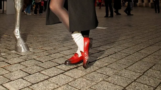 بهترین روش های مراقبت از کفش چرمی زنانه چیست؟