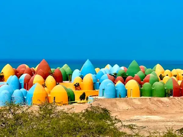 اقامتگاهی پرماجرا در جریزه هرمز برای نوروز 1403