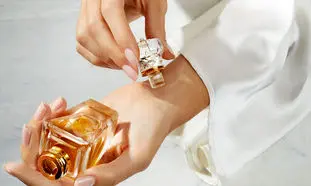بهترین عطر شیرین زنانه برای قرارهای عاشقانه