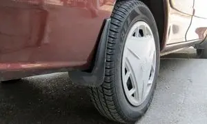 لاستیک پراید آزاد 400 هزار تومان گران‌تر از دولتی