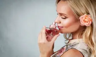 بهترین عطر زنانه با ماندگاری بالا تا 5 میلیون تومان