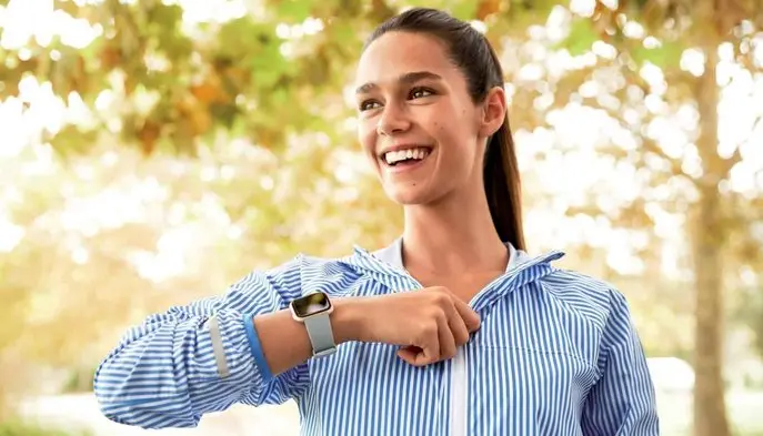 با 1 میلیون ساعت هوشمند کیو سی وای بخریم یا شیائومی؟