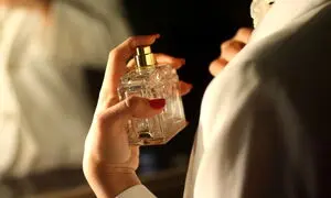 7 عطر زنانه شرقی برای مهمانی های بهاره