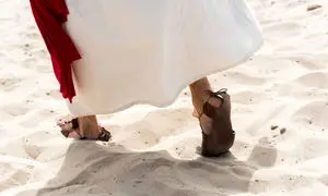 جدیدترین صندل زنانه طبی مناسب سفر