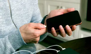 بهترین کابل شارژر برای گوشی‌های اندرویدی کدام است؟