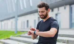 با 6 میلیون ساعت هوشمند سامسونگ بخریم یا شیائومی؟