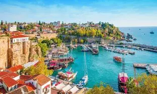 چطور‌ به صورت اقساطی به آنتالیا سفر کنیم؟ / تور نوروز ۱۴۰۳