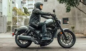 رونمایی جدیدترین موتورسیکلت هوندا ؛ کروزر محبوب ایرانی ها