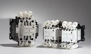 آشنایی با کنتاکتور خازنی و کارکردهای آن