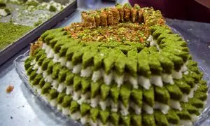 ۵ شیرینی خوشمزه یزد که باید در نوروز امتحان کنیم