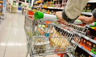 با سقوط دلار کالاهای اساسی چقدر ارزان می شوند؟