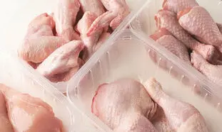 چرا مرغ به قیمت مصوب فروخته نمی شود؟