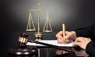 دریافت مشاوره وکیل در چه زمانی ضروری است؟