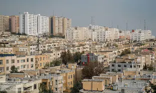 زمین داخل بافت در رودهن متری چند ؟