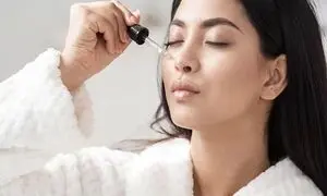 4 سرم آبرسان مناسب پوست خشک در تابستان