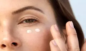 ضدآفتاب را به زیر چشم بزنیم یا نه؟